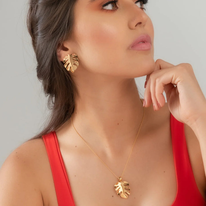 Golden Malanga Leaf Jewelry Set - Necklace and Earrings